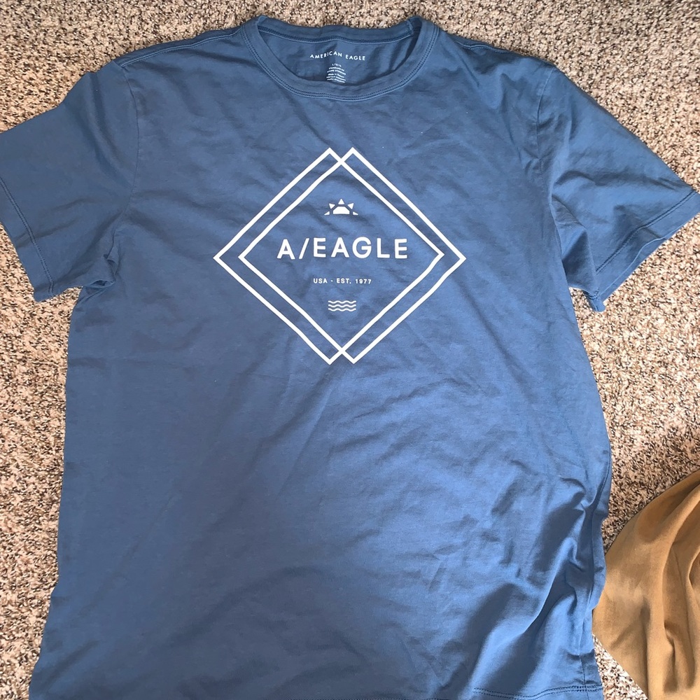 American Eagle T-Shirt